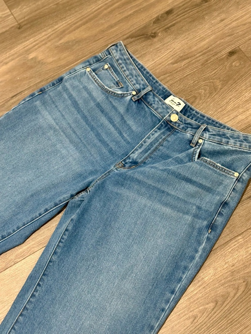 Seven7 Featherlight Straight Wide Leg Jeans in Size 12 Blue Denim - Picture 7 of 16